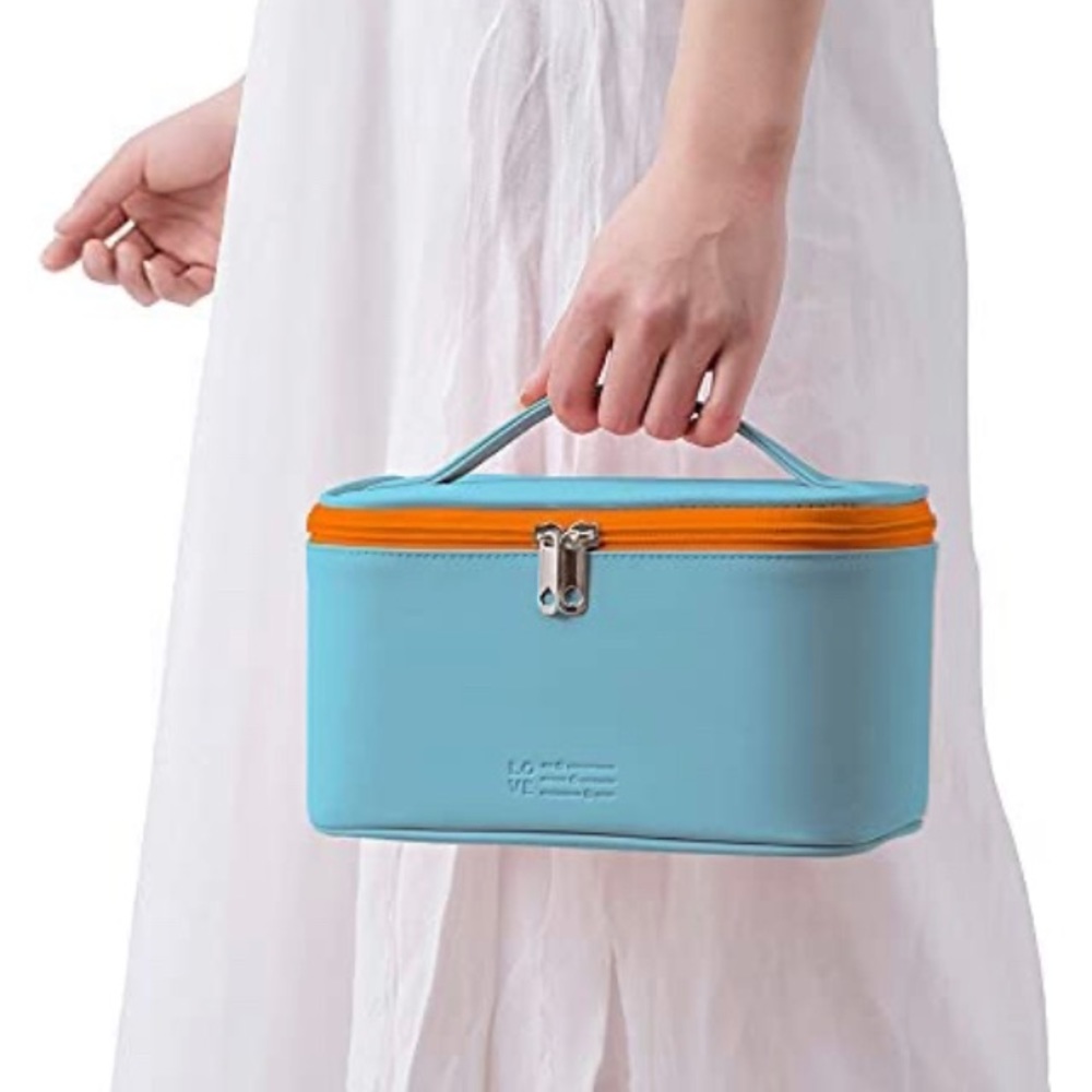 Cosmetic bag